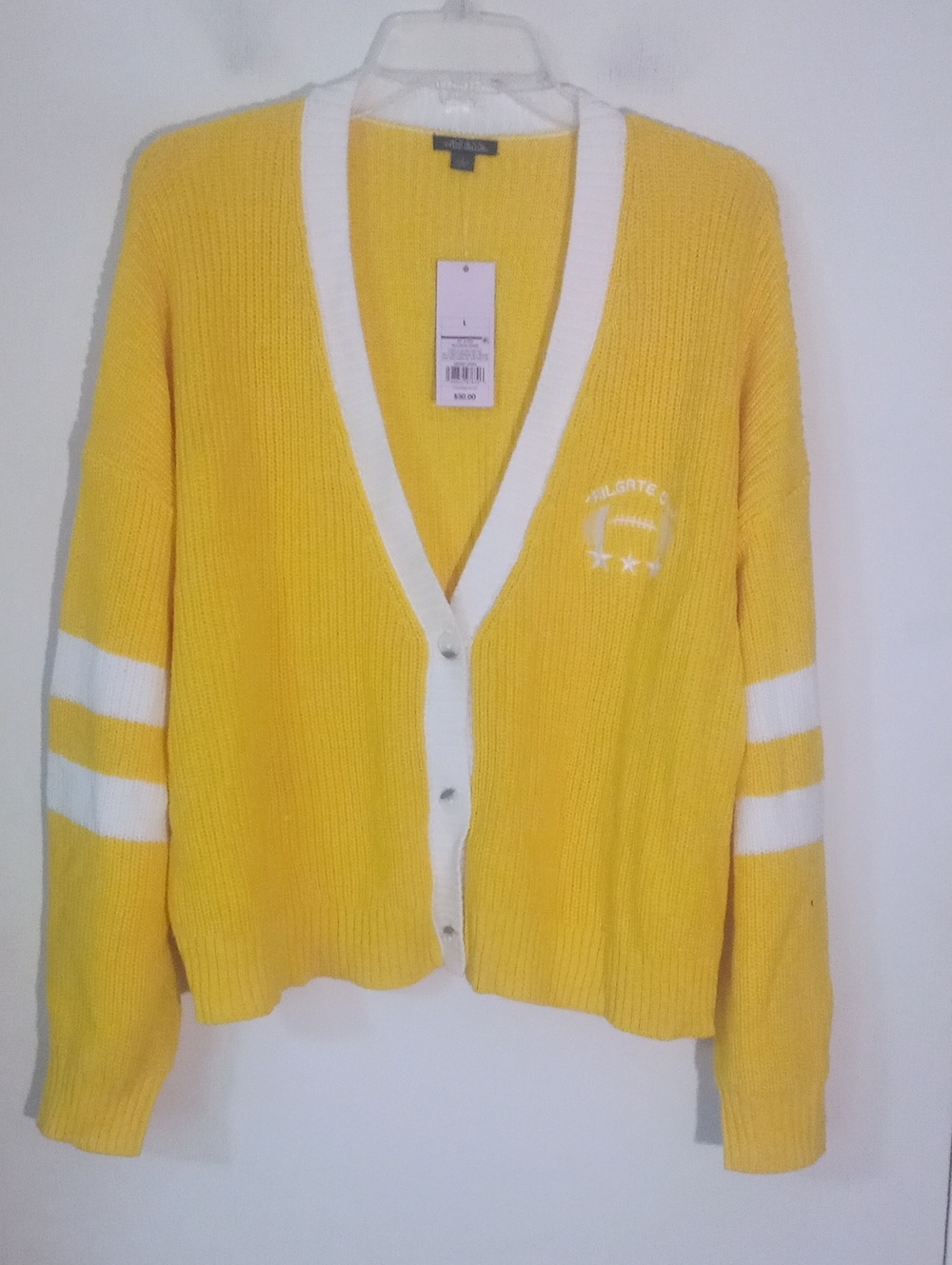 * Wild Fable Yellow and White V-Neck Cardigan Sweater Large NWT $30 Football